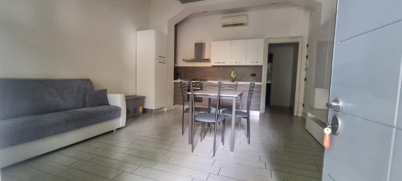 Casa Adriana Apartment เปียเชนซา ภายนอก รูปภาพ