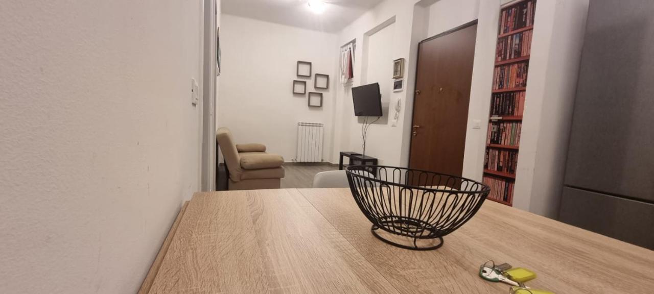 Casa Adriana Apartment เปียเชนซา ภายนอก รูปภาพ